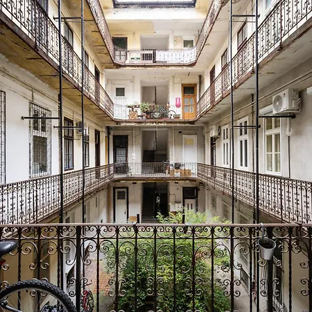 Triangle - Free Parking! Apartment Budapest