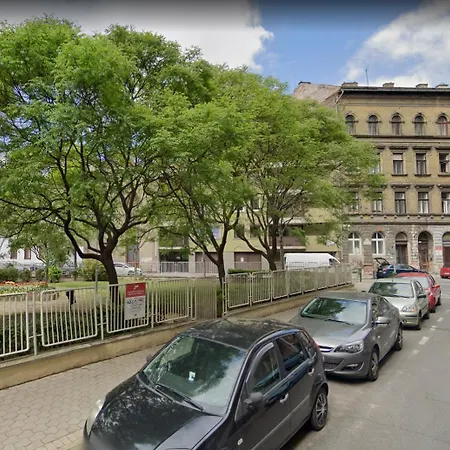 Triangle - Free Parking! Apartment Budapest