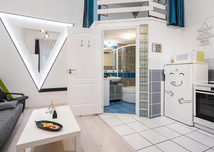 Triangle - Free Parking! Budapeşte