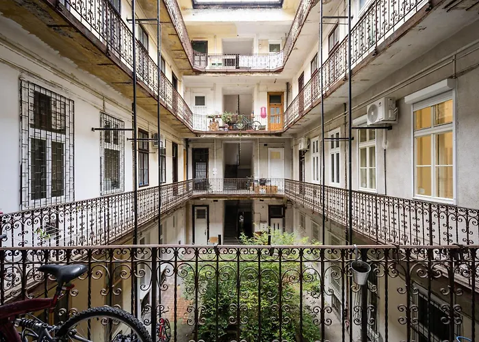 Triangle - Free Parking! Apartamento Budapeste